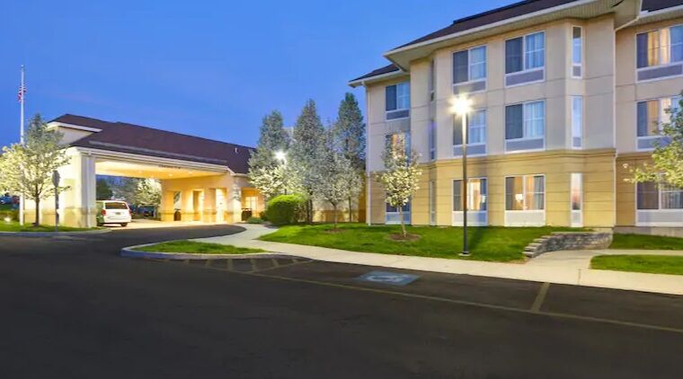 The Homewood Suites By Hilton Ιθάκη Εξωτερικό φωτογραφία